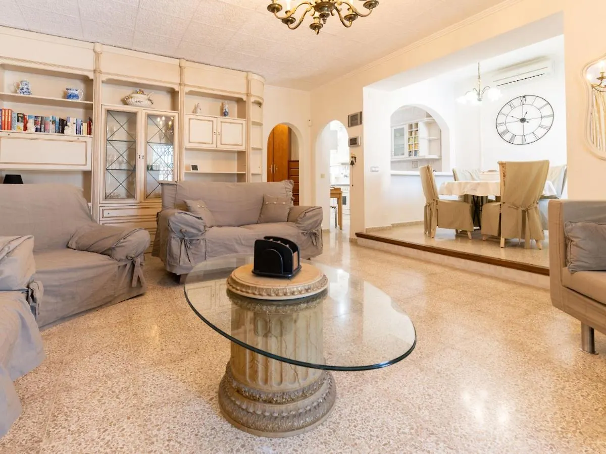 Holiday Home Roanne By Interhome 엠푸리아브라바